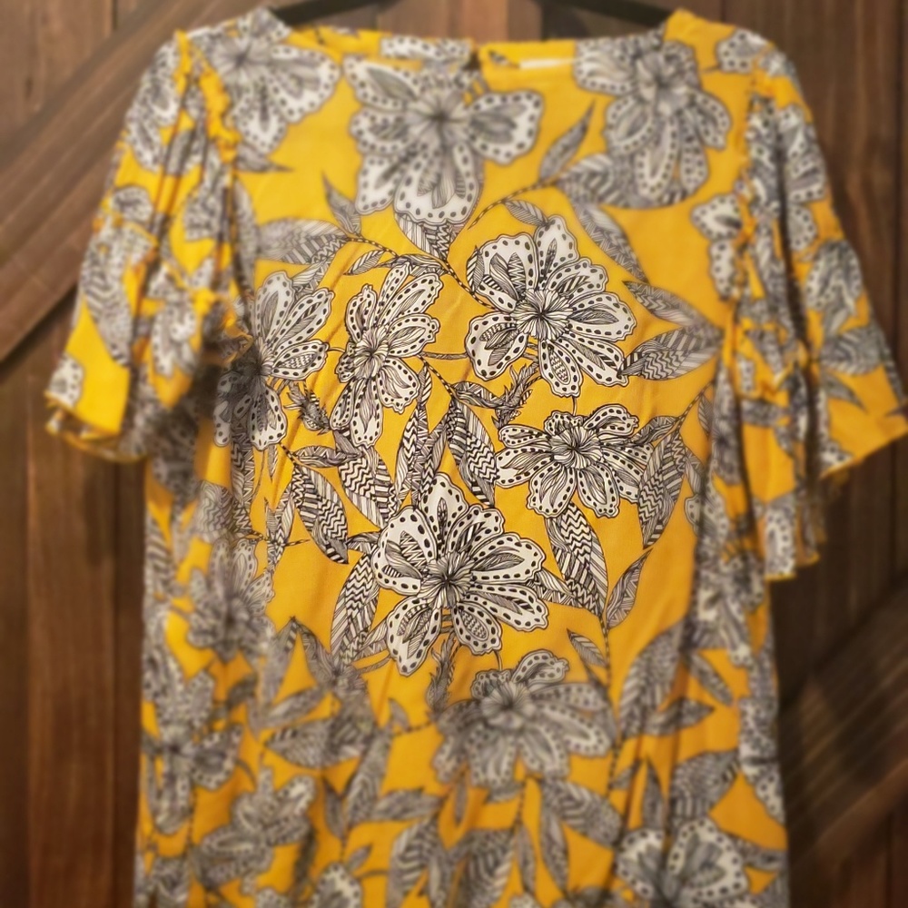 Loft short sleeve yellow/black blouse